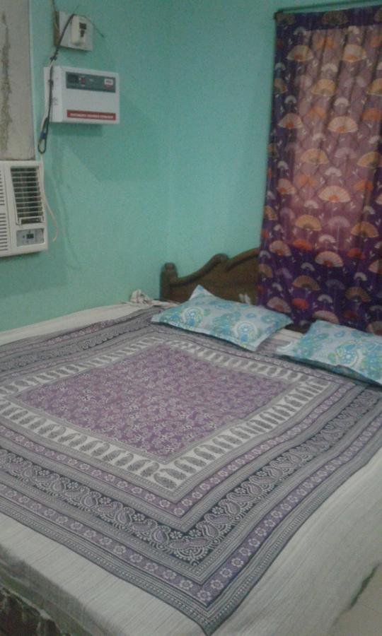 Hotel Swarg Puri Luaran gambar